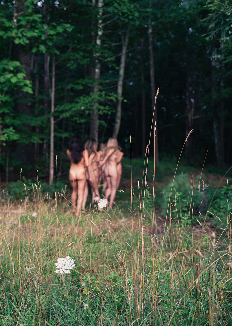 naked women in forest